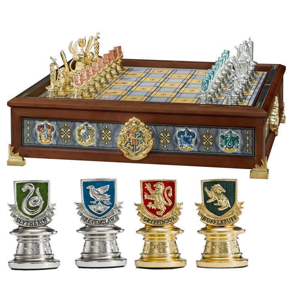 Noble Collection Harry Potter - Quid Ditch Chess Set