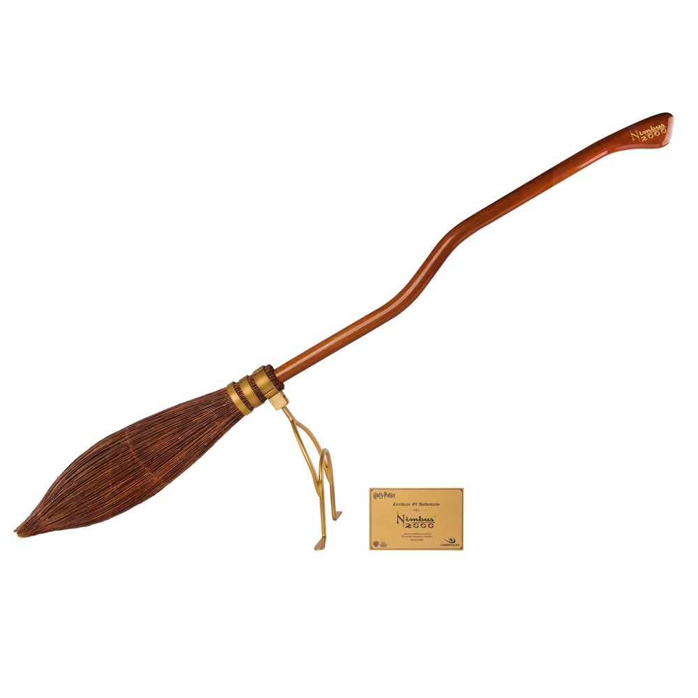 Cinereplicas Harry Potter Nimbus 2000 Broom (2019 Edition)