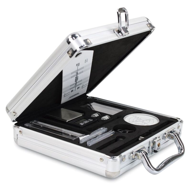 Lenco TTA-12IN1Pro - Turntable Care Kit with Silver Case