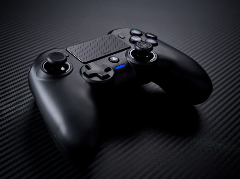 Nacon Asymmetric Wireless Controller for Ps4